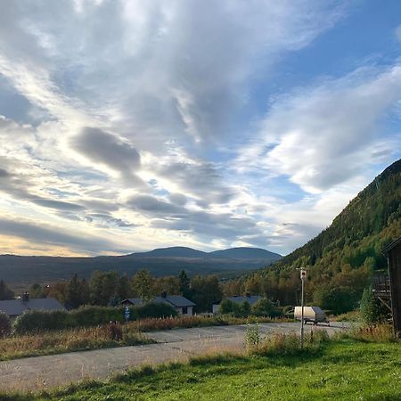 Funaesdalsporten Roeda Husen Funaesdalen エクステリア 写真