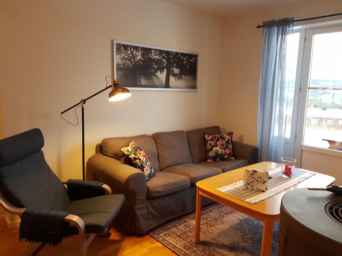 Funaesdalsporten Roeda Husen Funaesdalen エクステリア 写真
