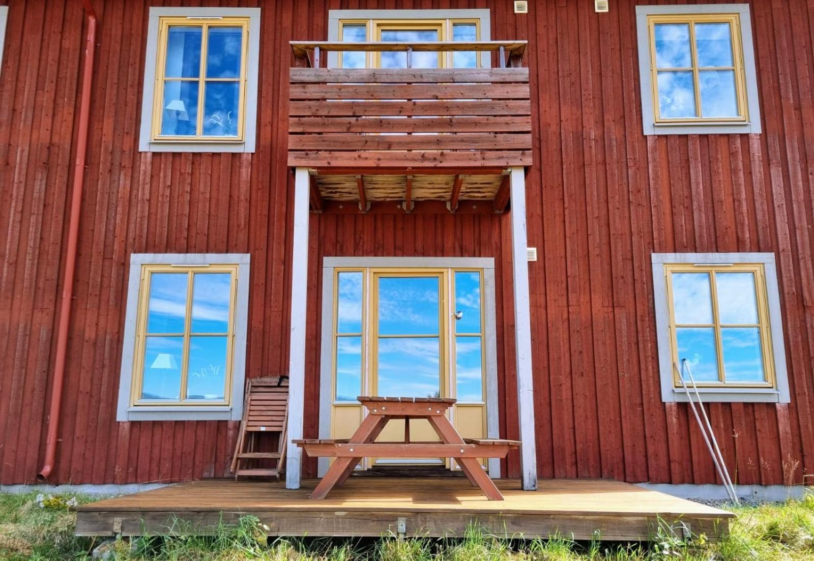 Funaesdalsporten Roeda Husen Funaesdalen エクステリア 写真